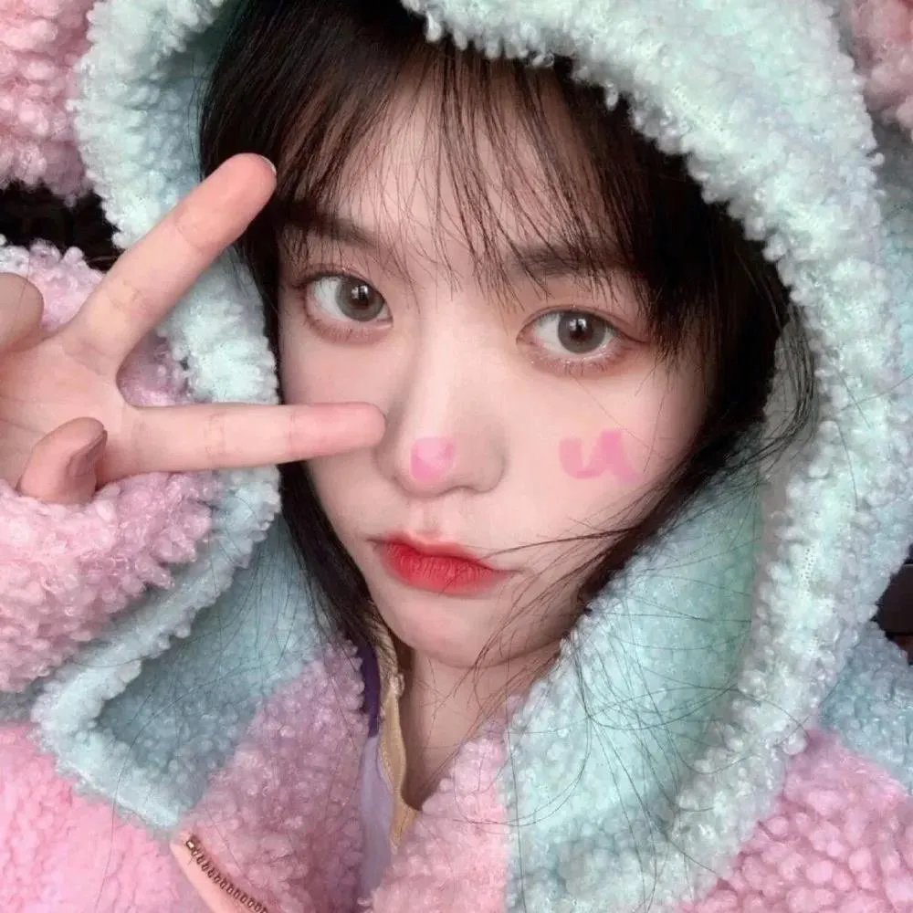 穿成草包，被祸害的一家人有救了